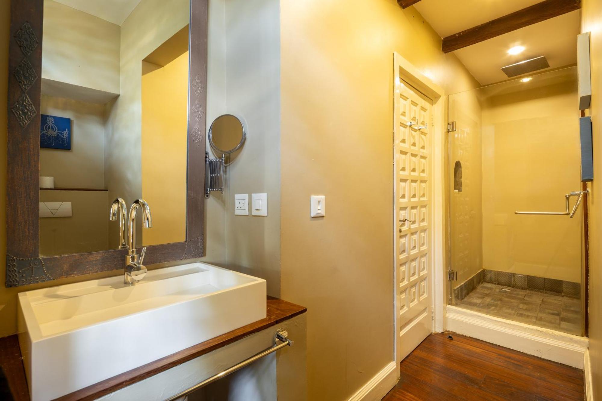 Olma Colonial Suites Accra Kültér fotó